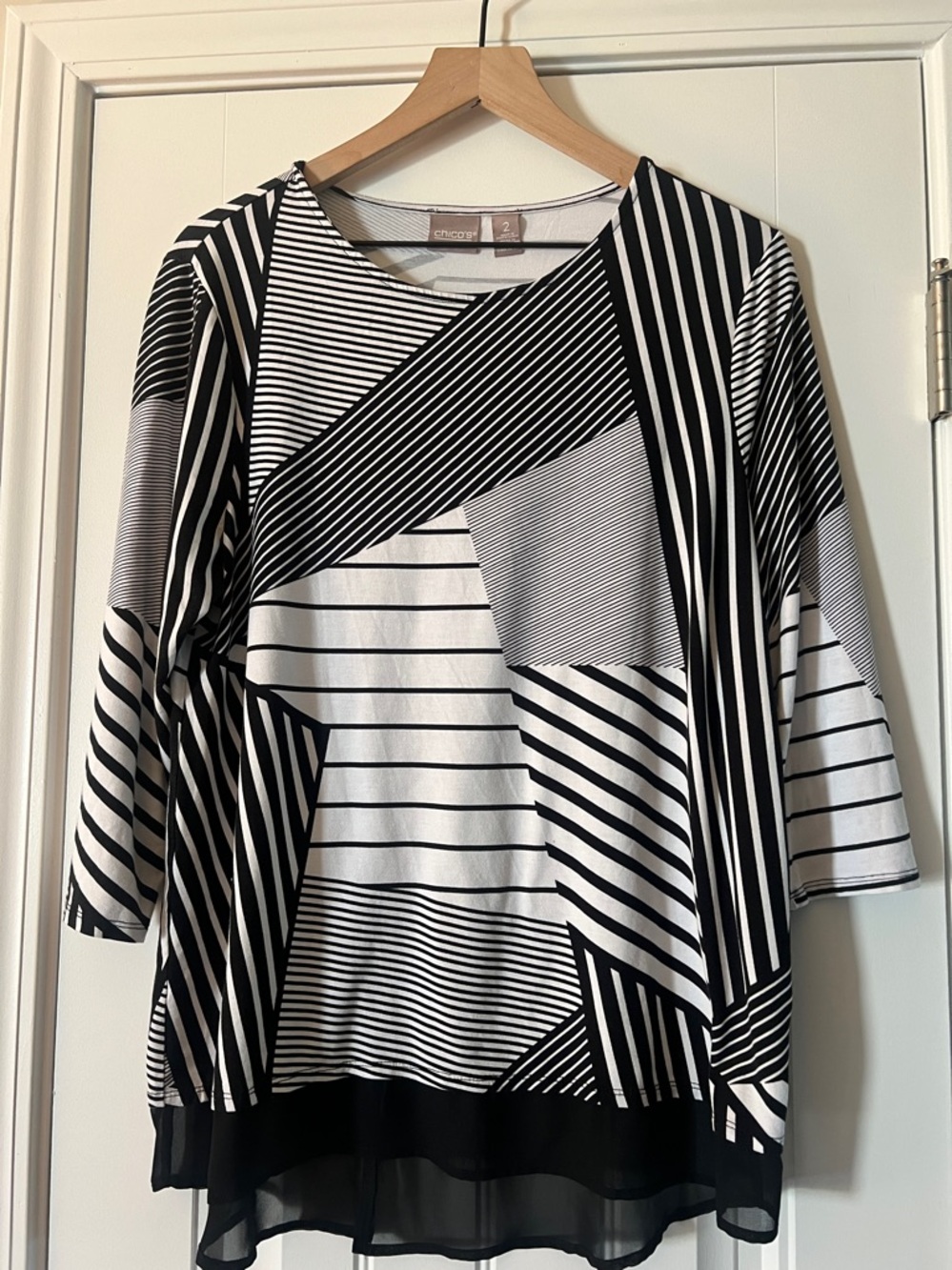 Chicos Stretchy tunic top size medium